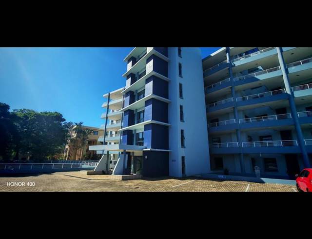4 BEDROOM APARTMENT FOR SALE IN MARGATE NORTH BEACH